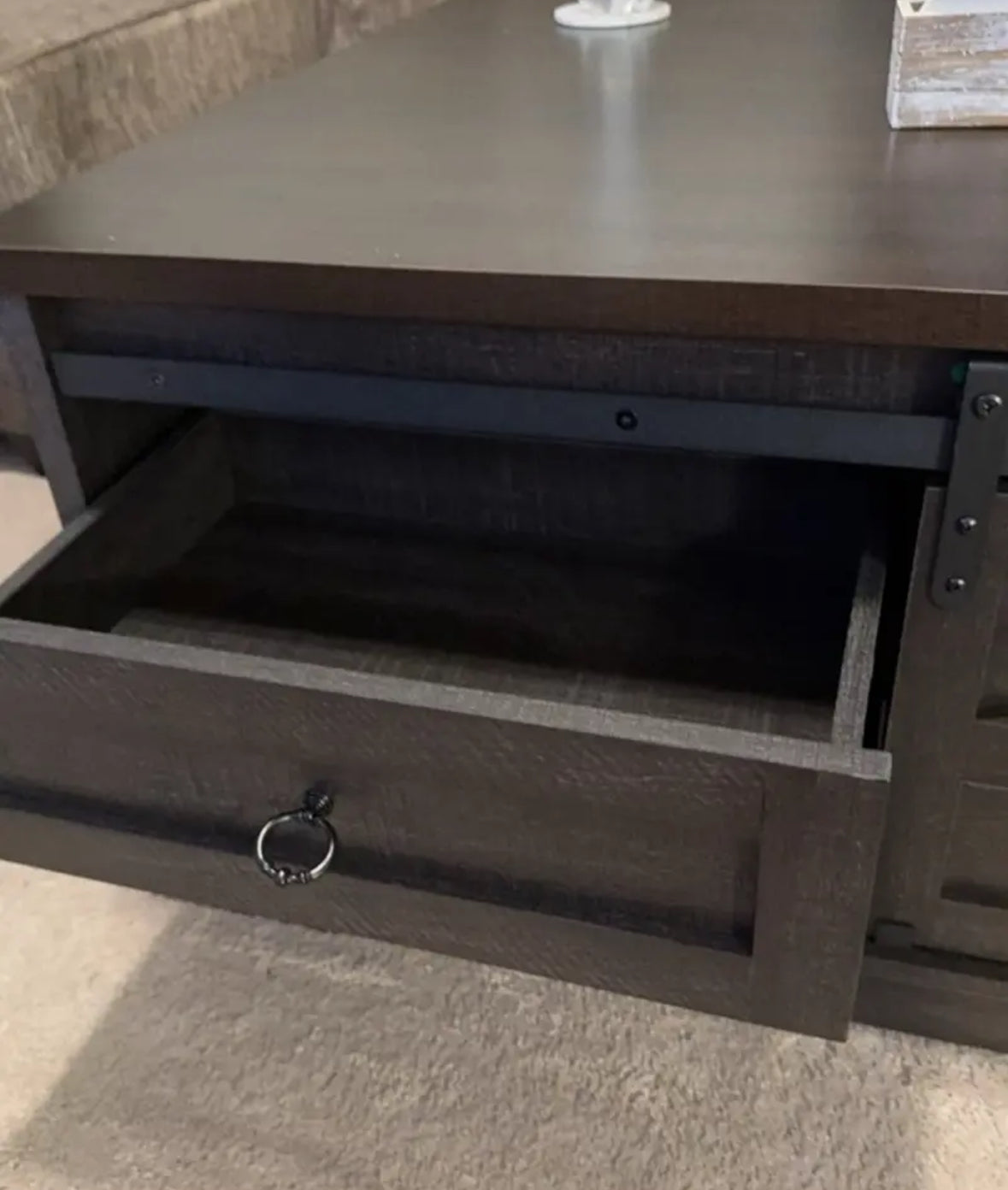 Homestead Lift-Top Coffee Table