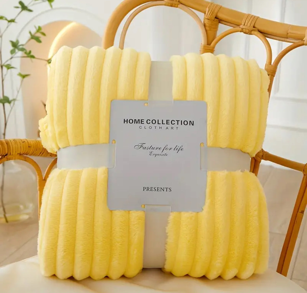 CloudSnug Luxe Blanket