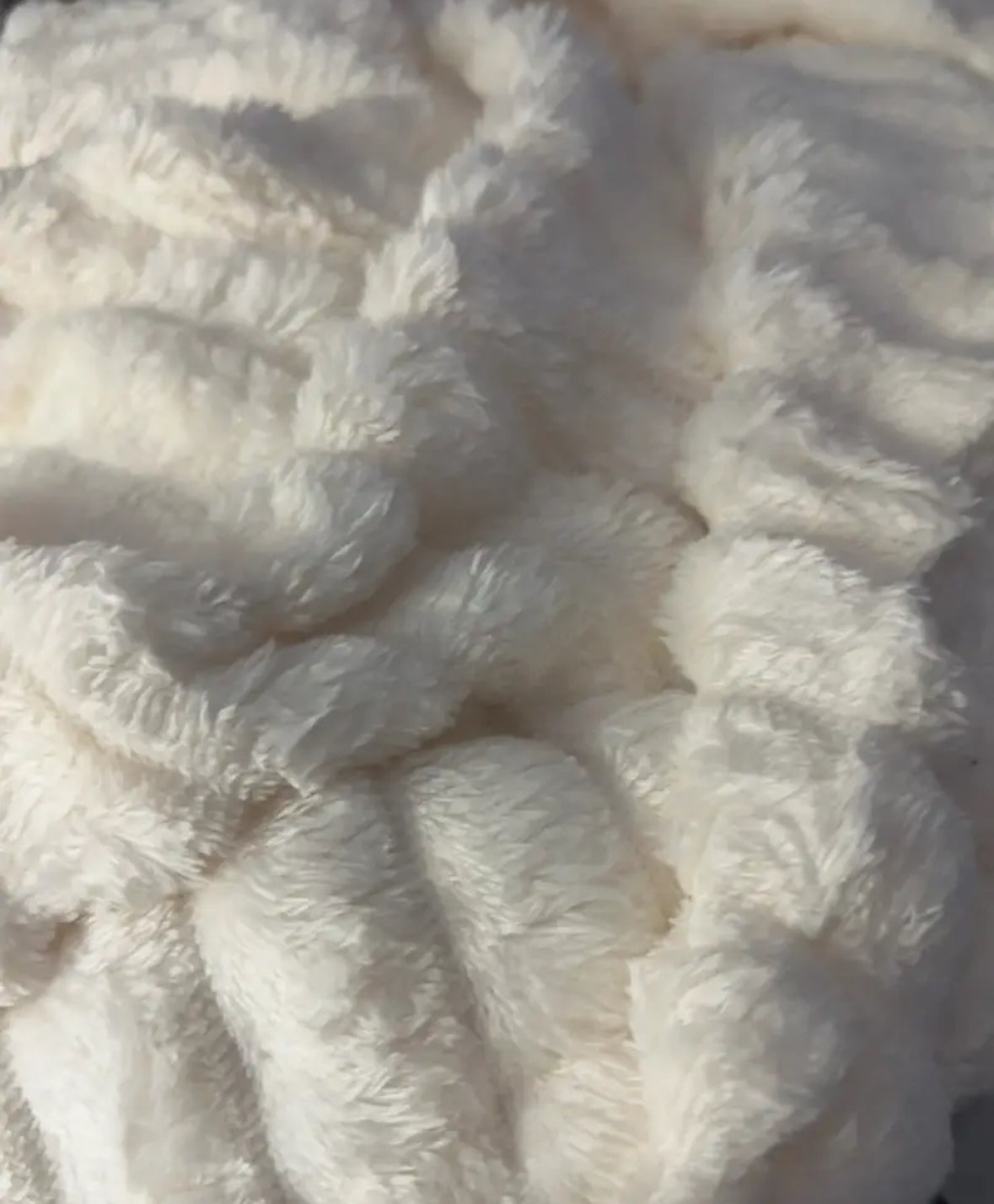 CloudSnug Luxe Blanket