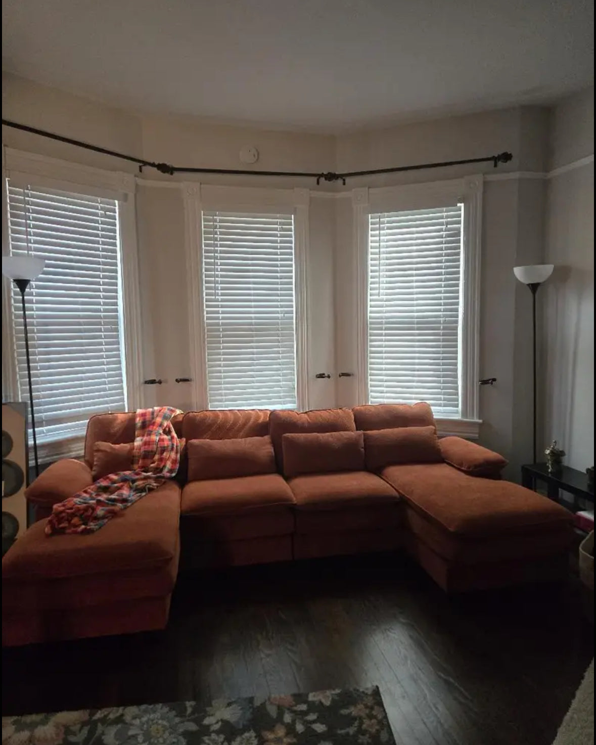 4-Seater U-Shape Sectional Couch